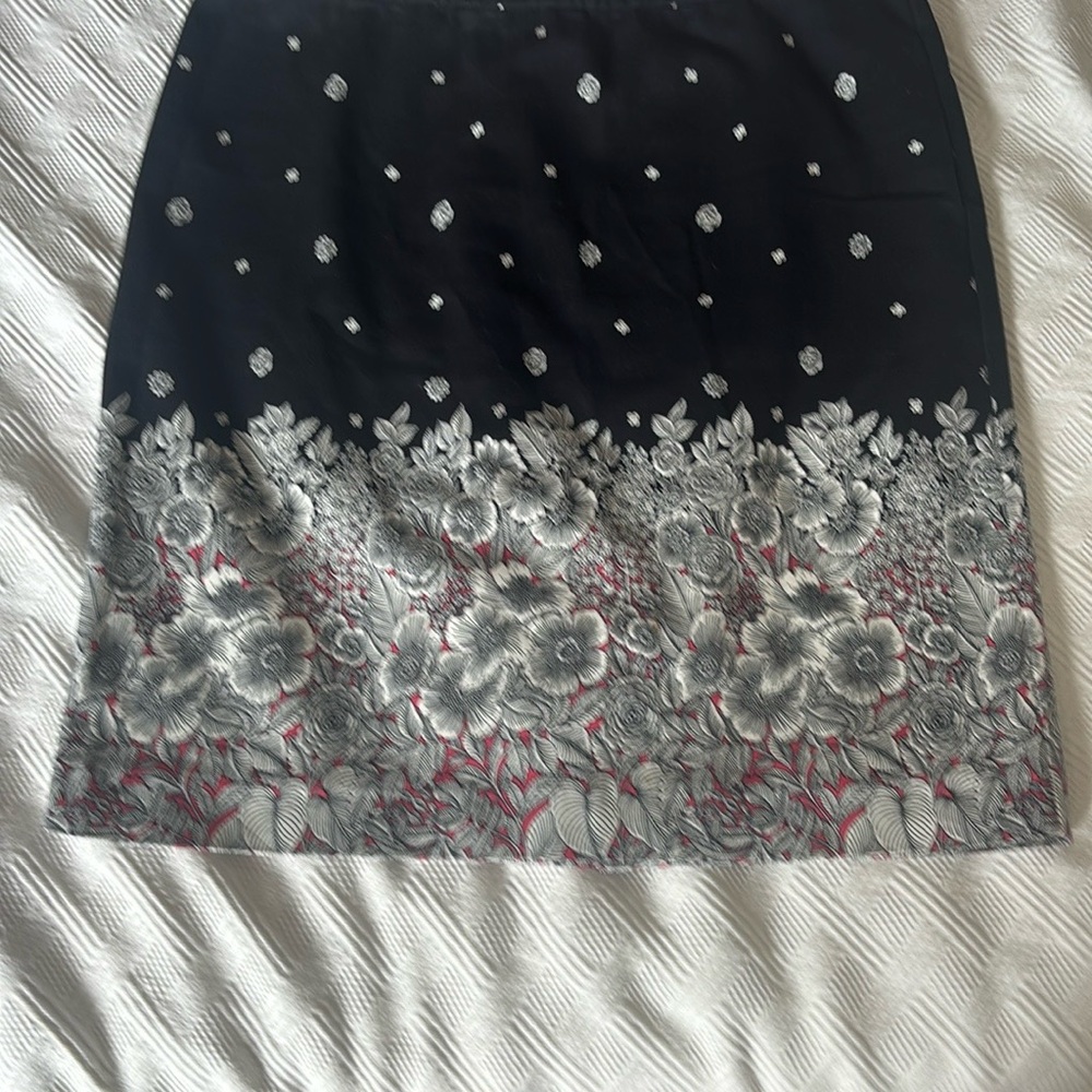 J. Jill Silver Embellished Pencil Skirt